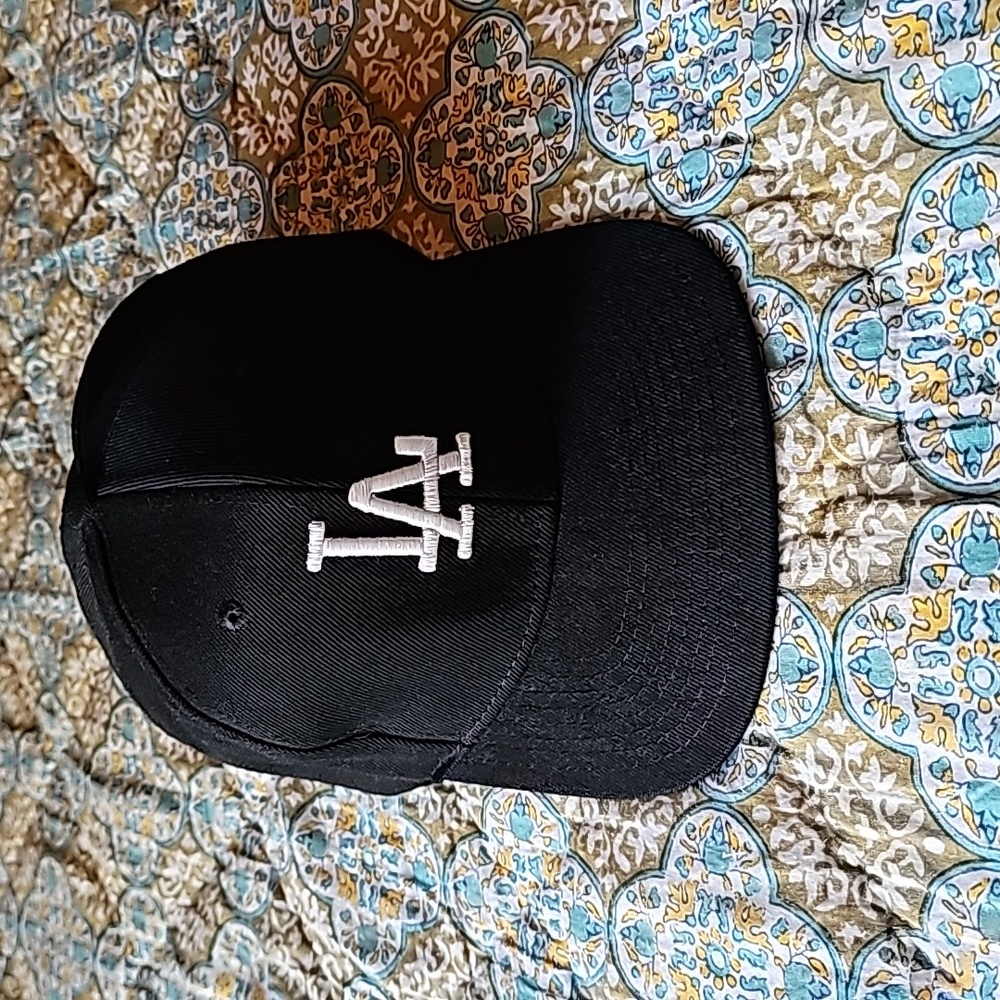 Black LA Snapback Hat Adjustable Baseball Cap Unisex Los Angeles Fashion